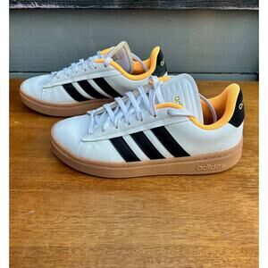 Adidas Court Sneakers GX8165 White Black Gum Sole Women’s Size 8.5 Classic